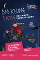 Ausstellungsplakat mit Illustration der fliegenden Kleinen Hexe und ihrem Raben.